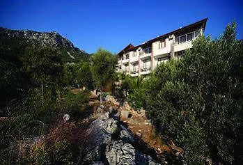 Hotel Zeus İçmeler